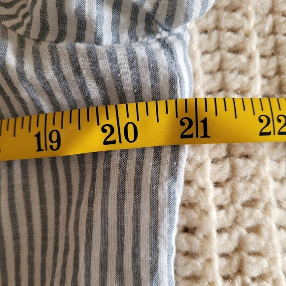 A New Day gray white stripe button up top ruffle short sleeve metallic girly L - Picture 6 of 13